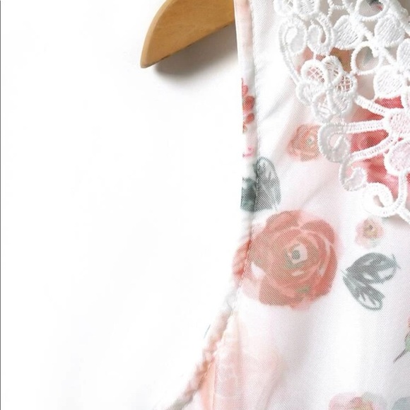 Dress - Picture 4 of 5